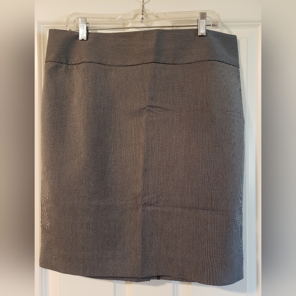 Worthington Pencil Skirt, Size 14